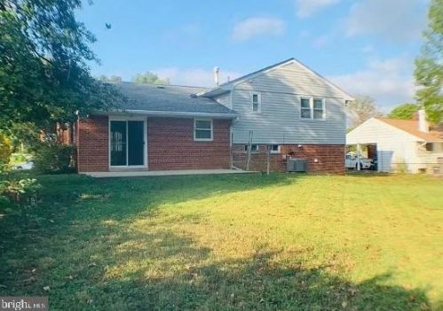 7419 Inzer St, Springfield VA  22151-2920 exterior