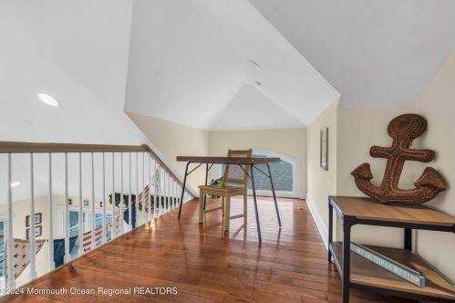 211 Canal Ln, Lavallette NJ  08735-1604 exterior