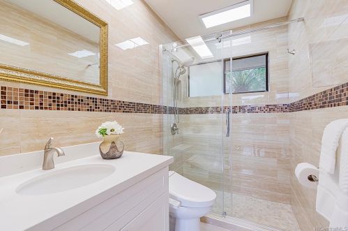 650 Kaulana Pl, Honolulu HI  96821-2533 exterior