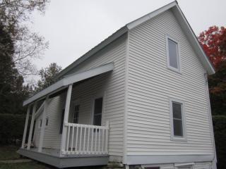 15 Cogswell St, Graniteville VT  05654-8034 exterior