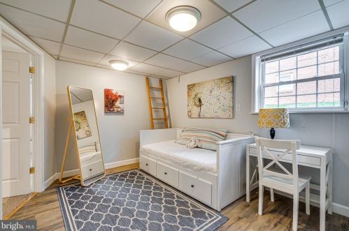 2218 Osborn Dr, Silver Spring MD 20910-1323 exterior