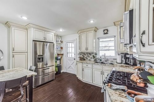 1 Haledon Ct, Paterson NJ exterior