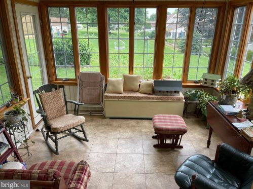 737 Village Rd, Lancaster PA  17602-1624 exterior