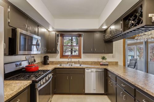 2073 Jade Ln, Saint Paul MN  55122-2862 exterior