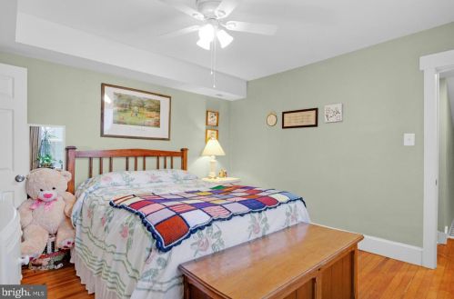 525 Park Blvd, Haddonfield NJ  08033-2938 exterior