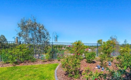 1597 Parkview Dr, Vista CA  92081-8750 exterior