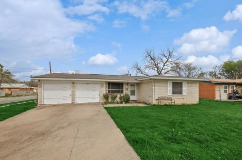 1501 Stafford Dr, Fort Worth TX  76134-1730 exterior