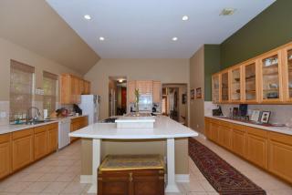 3206 Enclave Trl, Houston TX  77077-1766 exterior