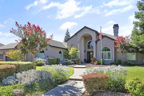 10804 Rio Sombra Dr, Valley Home, CA 95361-7610