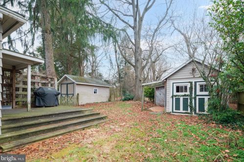 20 Evergreen Ln, Tavistock NJ  08033-1202 exterior