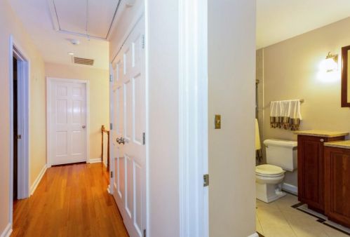 1653 Executive Park Ln, Atlanta GA  30329-3129 exterior