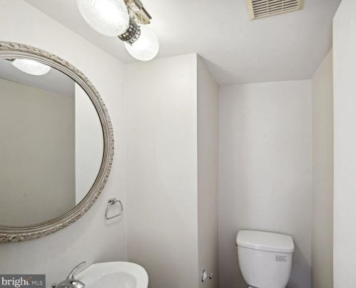 14813 Mistletoe Ct, Silver Spring MD  20905-5620 exterior