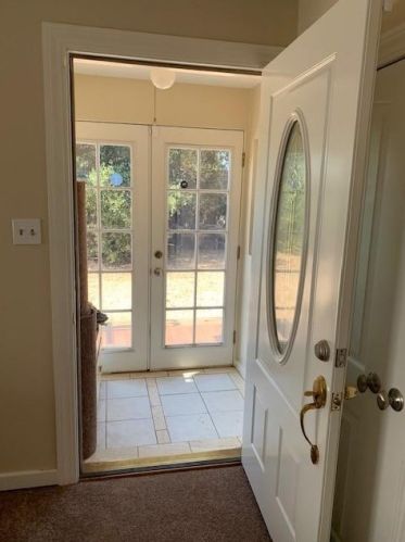 10095 Monterey Rd, Gilroy, CA 95020-9605