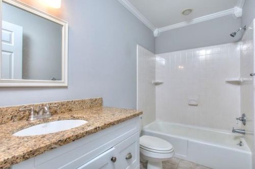 1 Frst Rdg Ct, Atlanta GA  30350-1802 exterior