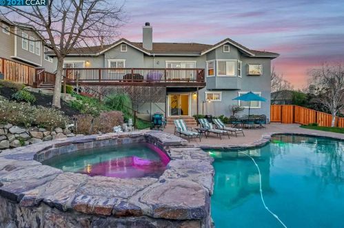 105 St Nazaire Ct, Pacheco, CA 94553-7210