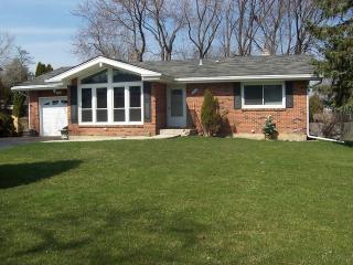 2318 Beck Rd, Third Lake, IL 60046