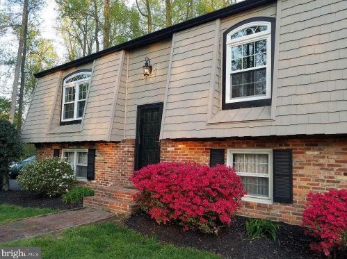 712 Petersburg Rd, Davidsonville, MD 21035-1916