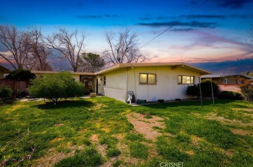 1139 Avenue, Lancaster, CA