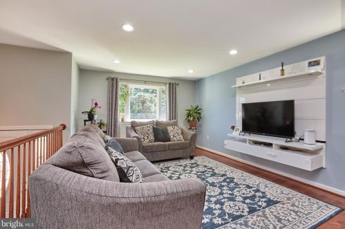 1007 Venice Dr, Silver Spring MD 20904-2065 exterior