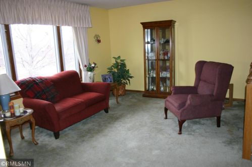 7908 28th St, Saint Paul MN  55128-4802 exterior