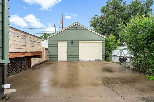 135 Hooker St, Denver CO  80219-1417 exterior