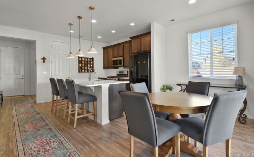 22115 Mansfield Pl, Aurora CO 80018 exterior