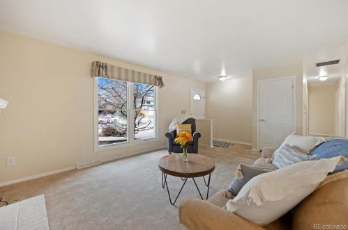 8622 64th Way, Arvada CO  80004-3220 exterior