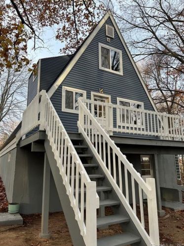 62 Wooding Rd, Wallingford CT  06492-2258 exterior
