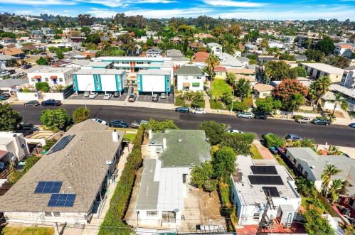 2735 Broadway, San Diego, CA 92102-1035