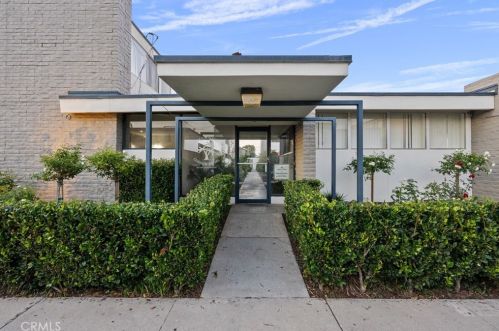 1367 Edgewood Way, Oxnard, CA 93030-3846