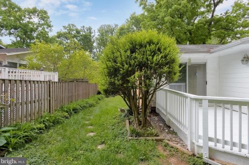 10417 Kinloch Rd, Silver Spring MD 20903-1243 exterior