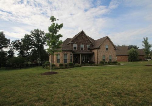 814 Twin View Dr, Murfreesboro, TN 37128-6065