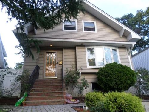 201 Ridgefield Ave, Bogota, NJ 07603-1428