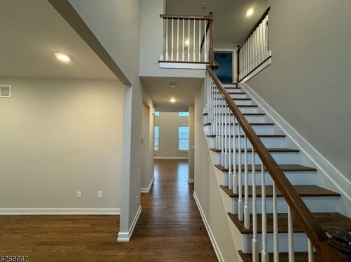 86 Sowers Dr, Hackettstown NJ  07840-7625 exterior