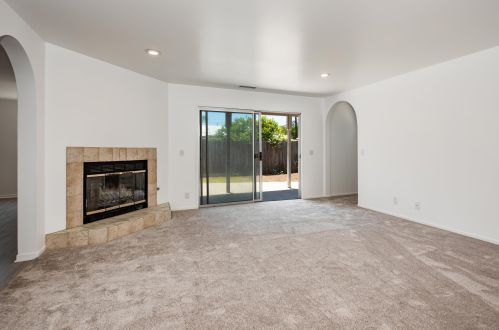 11 Calaveras Ave, Santa Barbara, CA 93117-1333