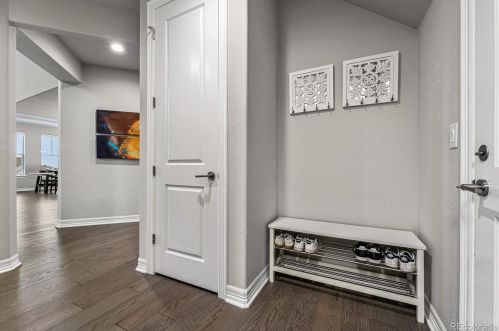 27760 Lakeview Dr, Aurora CO  80016 exterior