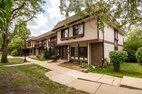 5579 Santa Cruz Dr, Hanover Park, IL 60133-5416