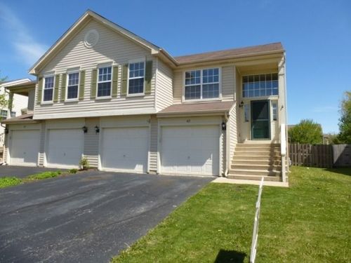 417 Gloria Ln, Oswego, IL 60543-8486