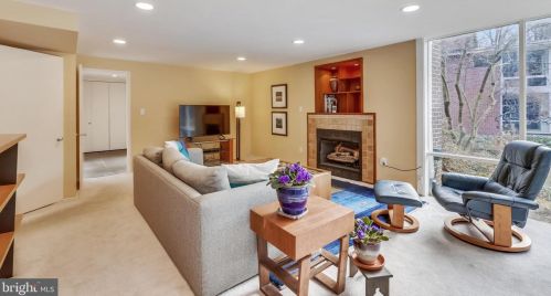 3917 Rickover Rd, Silver Spring MD 20902-2330 exterior