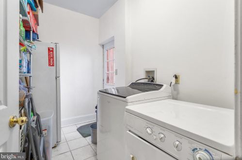 430 42 St, Philadelphia PA 19104-0044 exterior