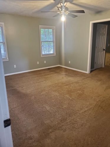 109 Chantilly Dr, Warner Robins GA  31088-6329 exterior