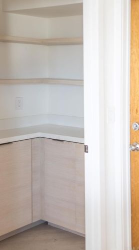 2166 Warmlands Ave, Vista CA  92084-3338 exterior