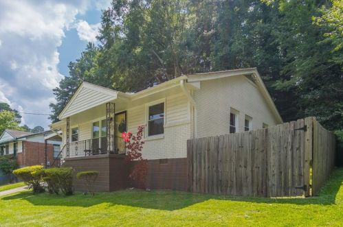 2625 Harmony Way, Atlanta GA  30344-2046 exterior