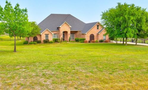 4527 Indian Tree Ct, Fort Worth, TX 76126-5294