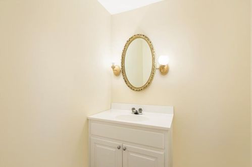 6869 Lockridge Dr, Atlanta GA  30360-1514 exterior