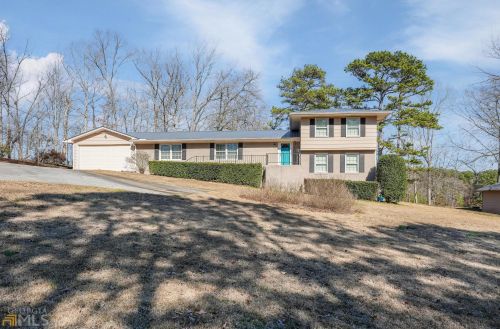 302 Woodhurst Dr, Hartwell, GA 30643-4298