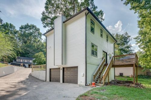 5068 Cold Springs Dr, Lilburn GA  30047-3776 exterior