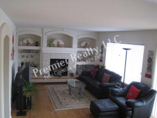 6524 Shannon Trl, Littleton CO  80130-8039 exterior