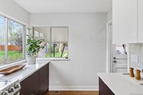 1310 Bates Pkwy, Englewood CO  80113-1761 exterior