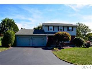3236 Delong Ave, Bethlehem, PA 18020-2840